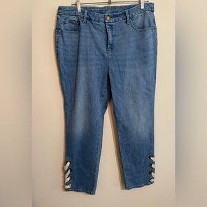 Chico's • 2.5 • So Slimming Girlfriend Slim Leg Lace Up Hem Ankle Denim Jeans